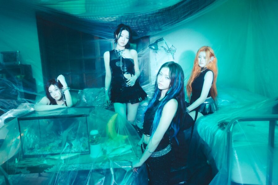 FIFTY FIFTY Imperfect-I'mperfect Concept Photo MESSY ME